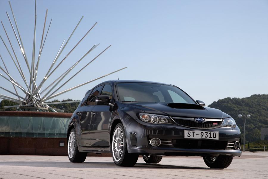  Subaru Impreza STI 2008 года  (фото 17 из 25)